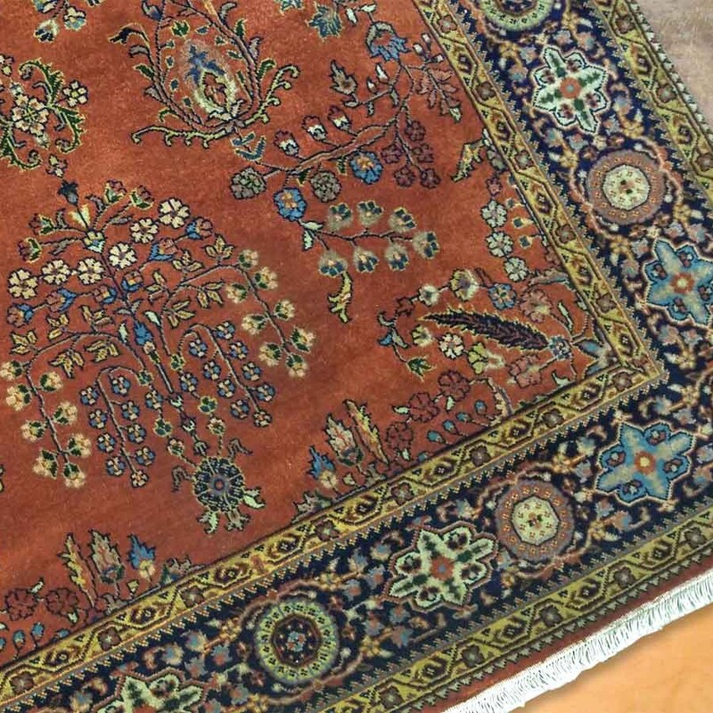 Sarouk 6 x 9 Rug