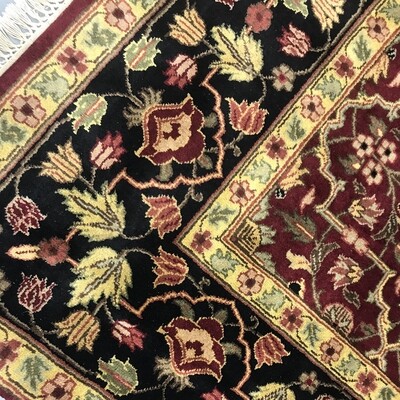 Traditional 6 x 9 Rug