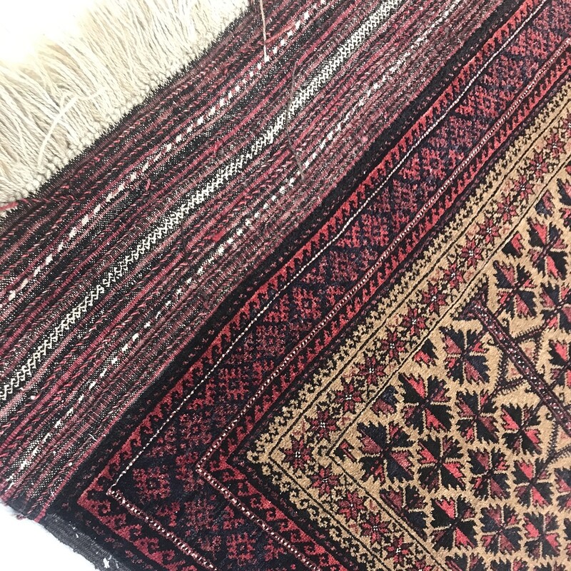 Traditional 3 x 5 Rug