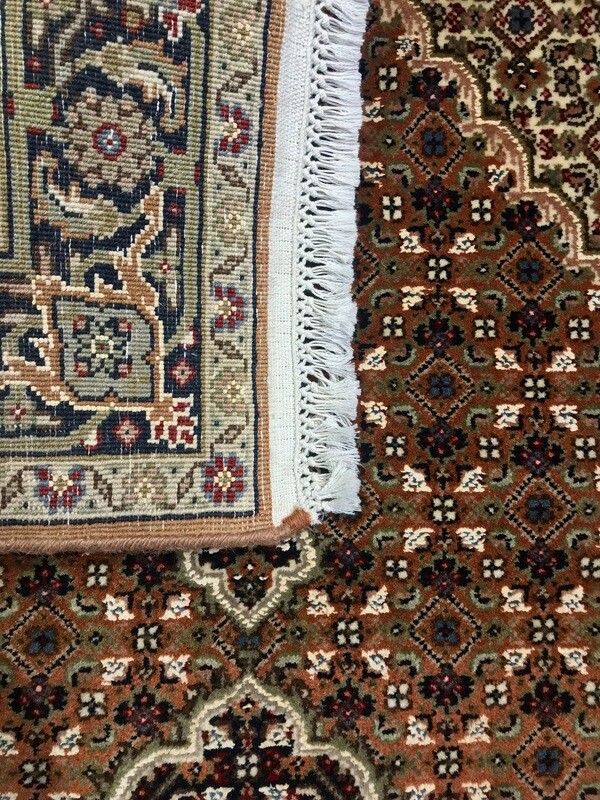 Traditional Medallion 3 x 5 Rug